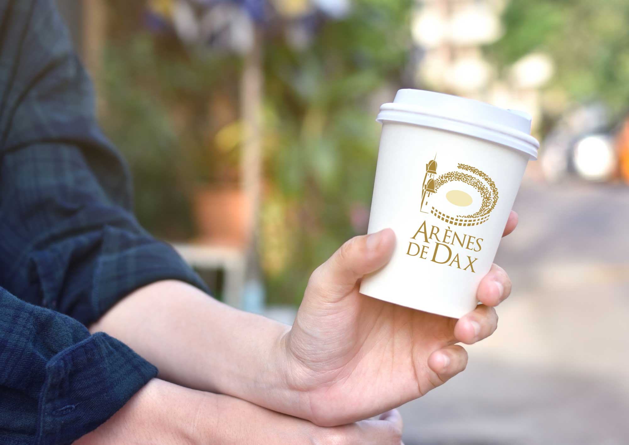 photo d’une corrida à cheval dans les arènes de Dax.